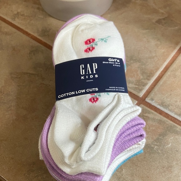GAP Other - 🫟5 for $25🫟 GAP Kids White and Purple Low Cut Socks